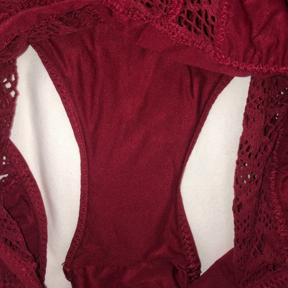 BECCA swim maroon lace one-piece- XS - Picture 5 of 5